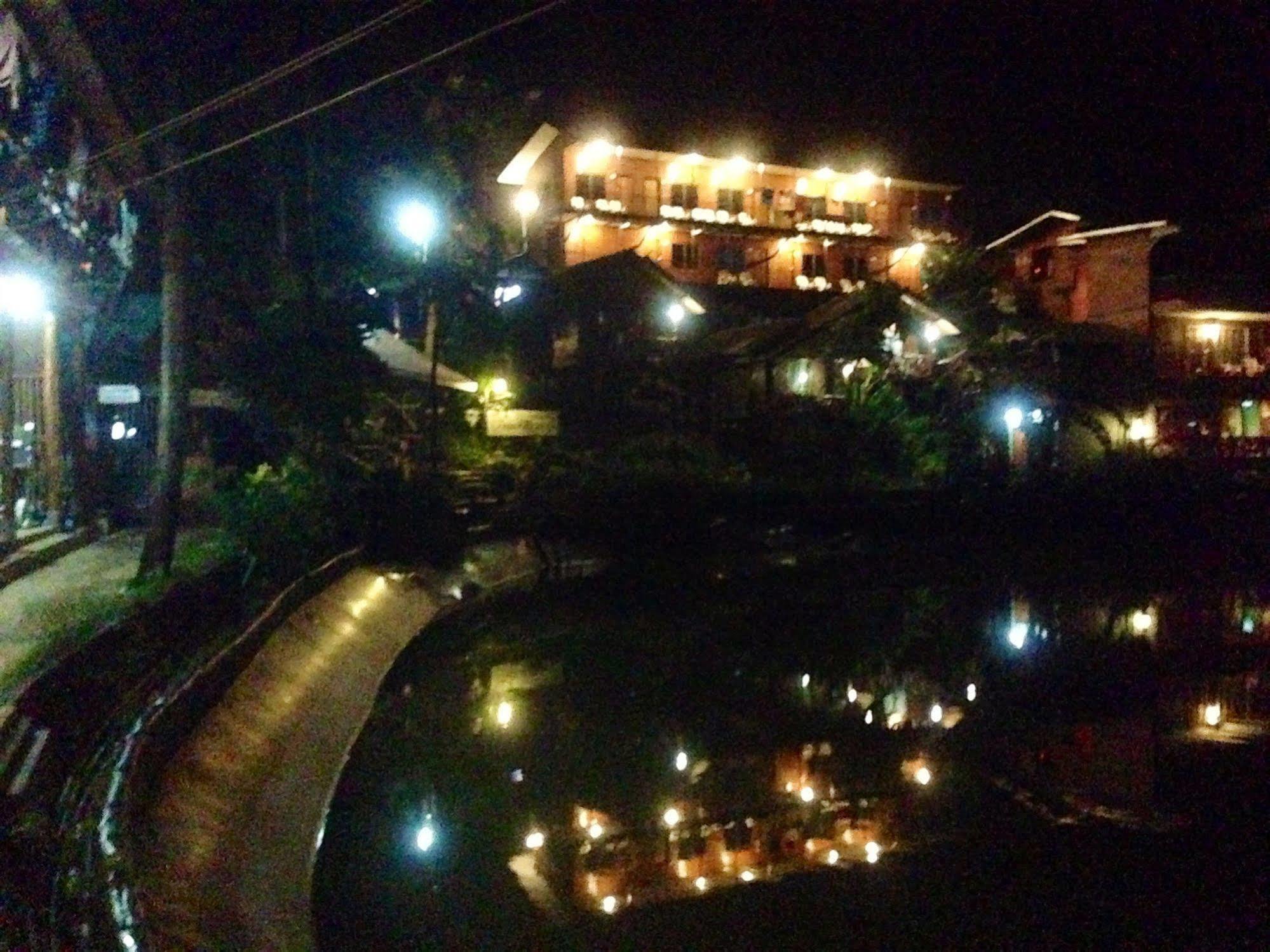 Tapear Resort Phi Phi Don Exteriér fotografie
