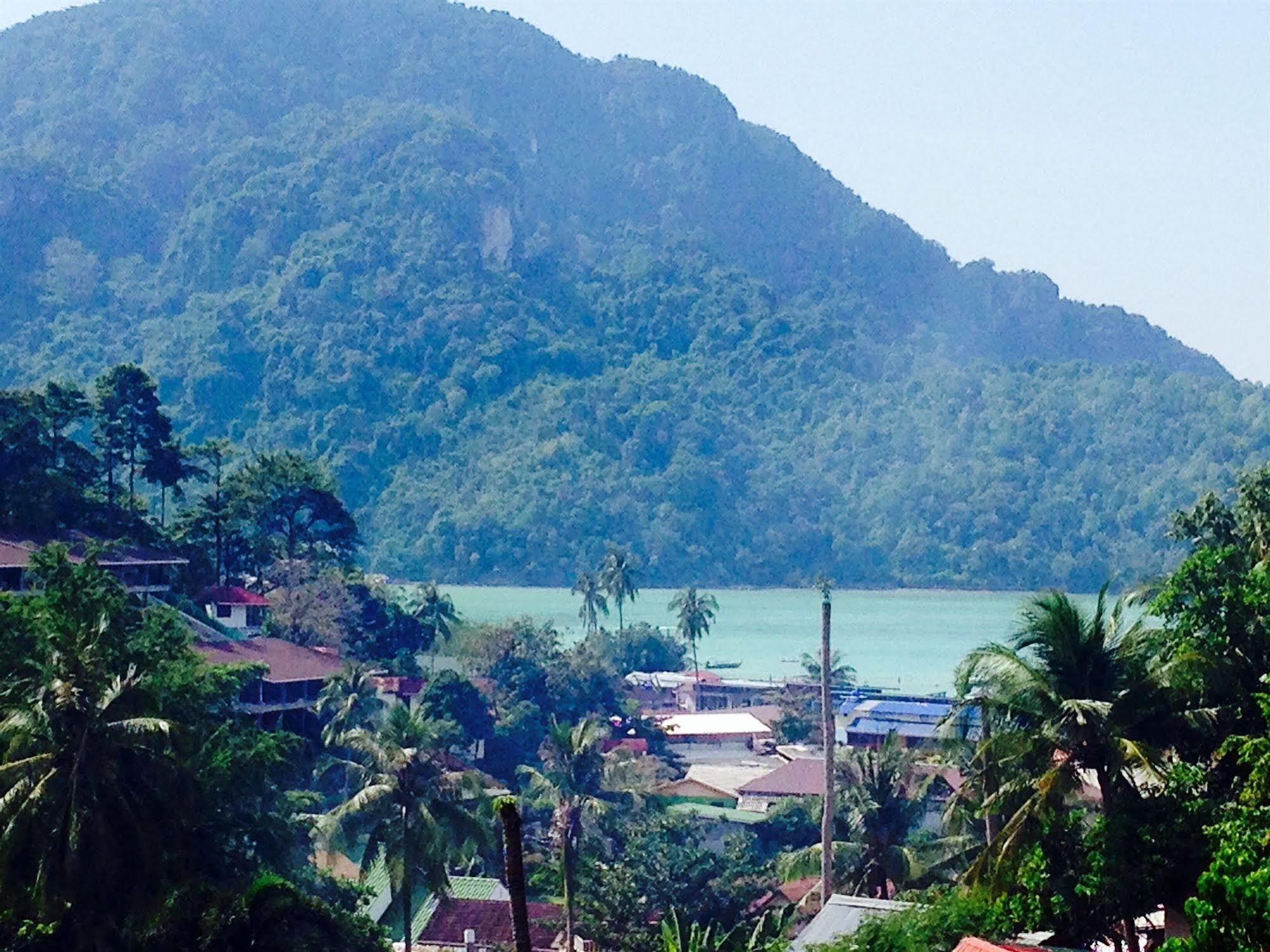 Tapear Resort Phi Phi Don Exteriér fotografie