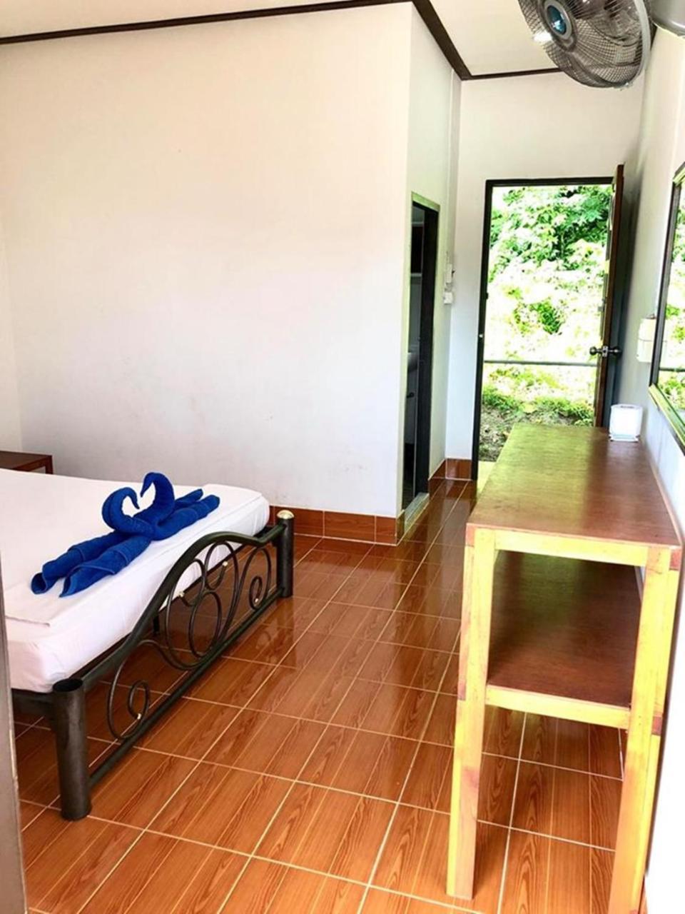 Tapear Resort Phi Phi Don Exteriér fotografie